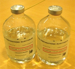 2 flacons de préparation injectable